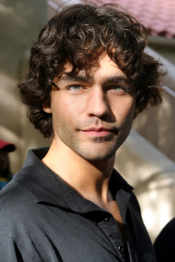 Adrian Grenier movies and biography.