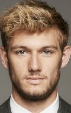 Alex Pettyfer movies and biography.