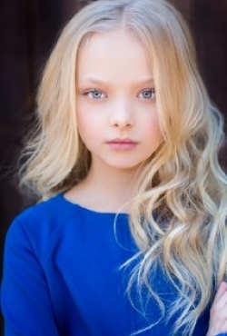 Amiah Miller movies and biography.