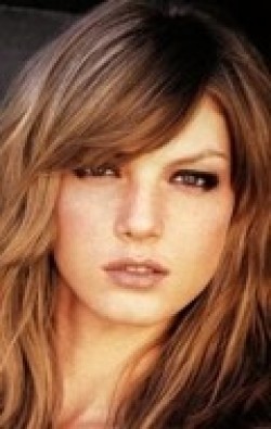 Angela Lindvall movies and biography.