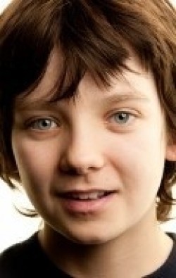 Asa Butterfield movies and biography.