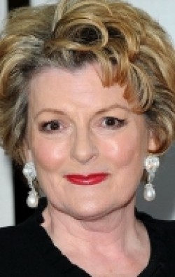 Actress, Writer Brenda Blethyn - filmography and biography.