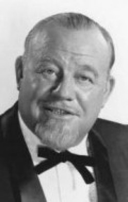 Burl Ives movies and biography.