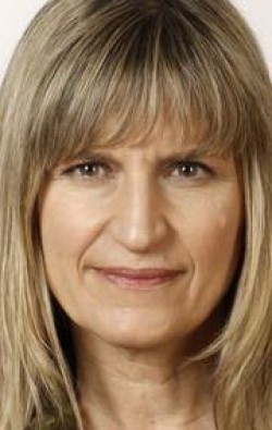 Director, Writer, Producer, Design Catherine Hardwicke - filmography and biography.