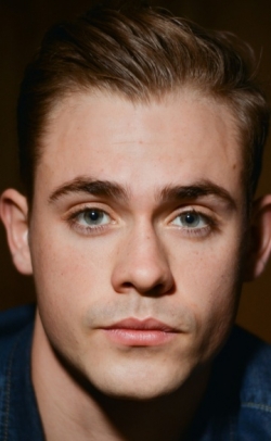 Dacre Montgomery movies and biography.