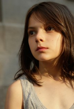 Dafne Keen movies and biography.