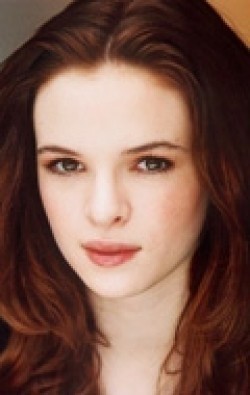 Actress, Producer Danielle Panabaker - filmography and biography.