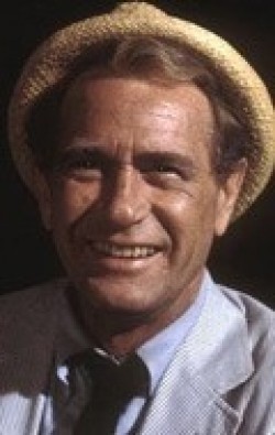 Actor, Director, Writer, Producer Darren McGavin - filmography and biography.