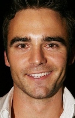 Dustin Clare movies and biography.