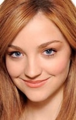 Abby Elliott movies and biography.