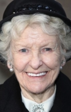 Elaine Stritch movies and biography.