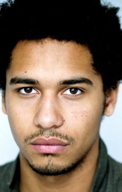 Elliot Knight movies and biography.