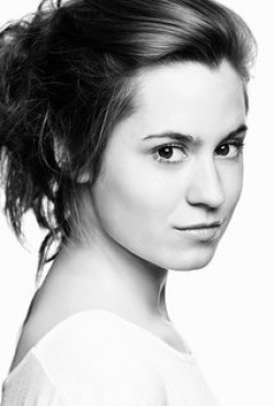 Actress Emily Laing - filmography and biography.