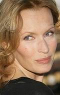 Actress Estelle Lefebure - filmography and biography.