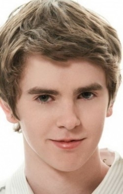 Actor, Director, Writer Freddie Highmore - filmography and biography.