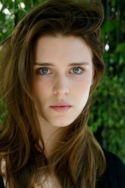 Actress Gaia Weiss - filmography and biography.