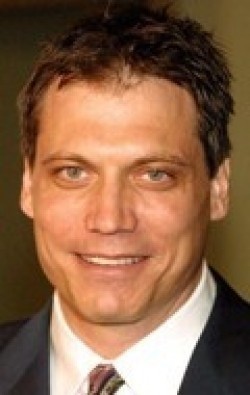 Holt McCallany movies and biography.