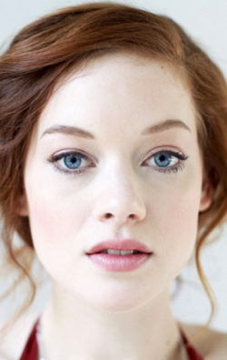 Jane Levy movies and biography.