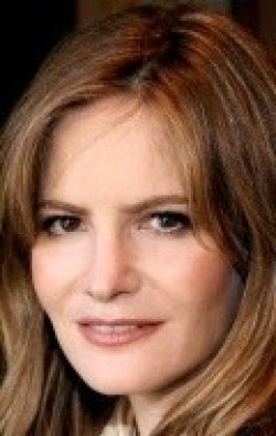 Actress, Director, Writer, Producer Jennifer Jason Leigh - filmography and biography.