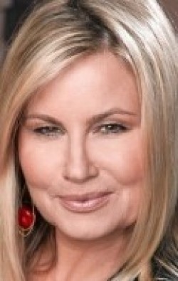 Actress Jennifer Coolidge - filmography and biography.
