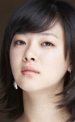 Ji-hyeon Min movies and biography.