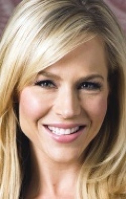Julie Benz movies and biography.