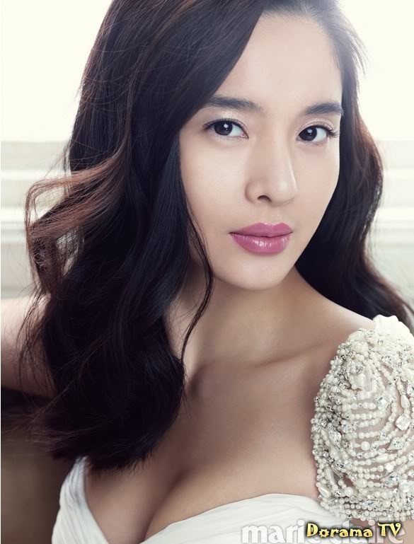 Jung Hye Young movies and biography.