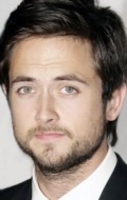 Justin Chatwin movies and biography.