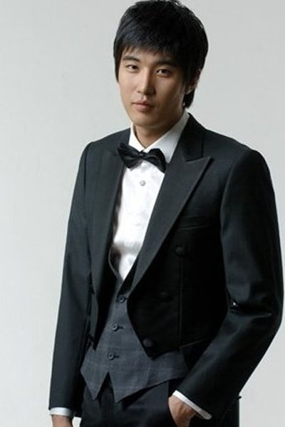 Actor Kang Kyeong Jun - filmography and biography.