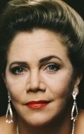 Kathleen Turner movies and biography.