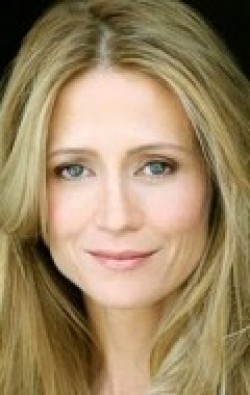 Actress, Producer Kelly Rowan - filmography and biography.