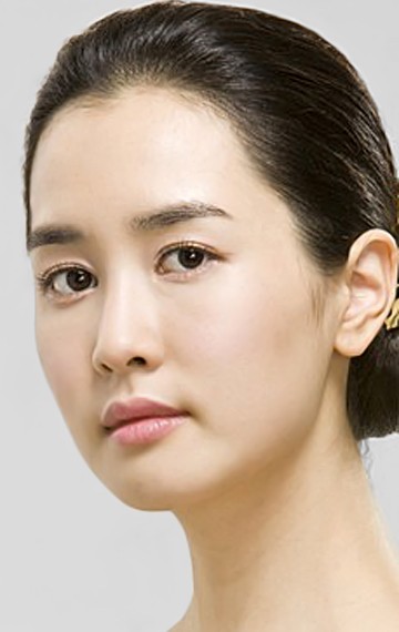 Actress Lee Da Hae - filmography and biography.
