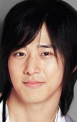 Actor Lee Wan - filmography and biography.