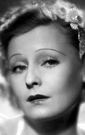 Lilian Harvey movies and biography.
