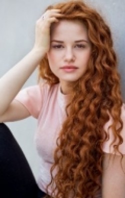 Actress Madelaine Petsch - filmography and biography.