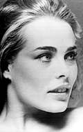 Margaux Hemingway movies and biography.