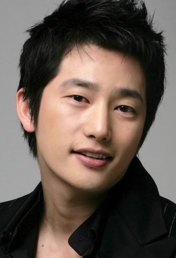 Park Si Hoo movies and biography.