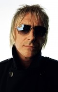 Paul Weller movies and biography.
