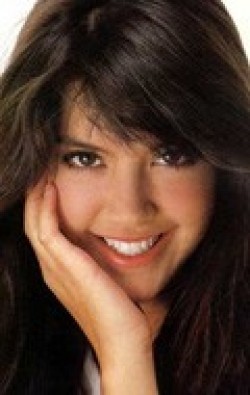 Phoebe Cates movies and biography.