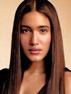 Actress, Producer Q'Orianka Kilcher - filmography and biography.