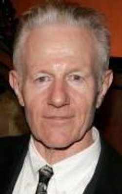 Actor Raymond J. Barry - filmography and biography.