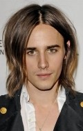 Reeve Carney movies and biography.