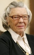Rosamunde Pilcher movies and biography.