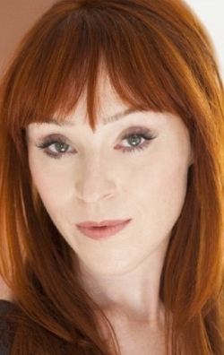 Actress, Producer Ruth Connell - filmography and biography.