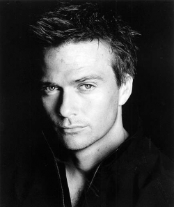 Actor, Director, Producer Sean Patrick Flanery - filmography and biography.