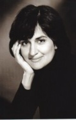 Actress, Director, Writer, Operator Shamim Sarif - filmography and biography.