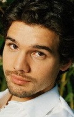 Steven Strait movies and biography.