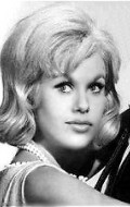 Suzanna Leigh movies and biography.