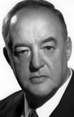 Sydney Greenstreet movies and biography.