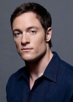 Actor, Producer Tahmoh Penikett - filmography and biography.